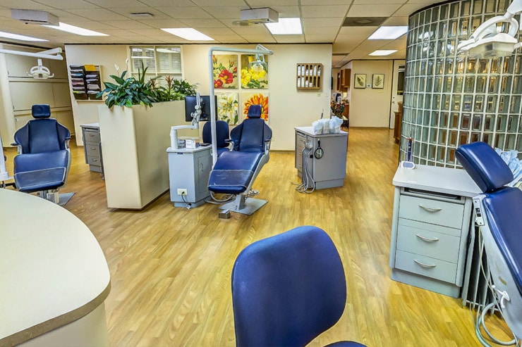 Orthodontist serving River Oaks at Davoody & Hablinski Orthodontics, Houston, TX